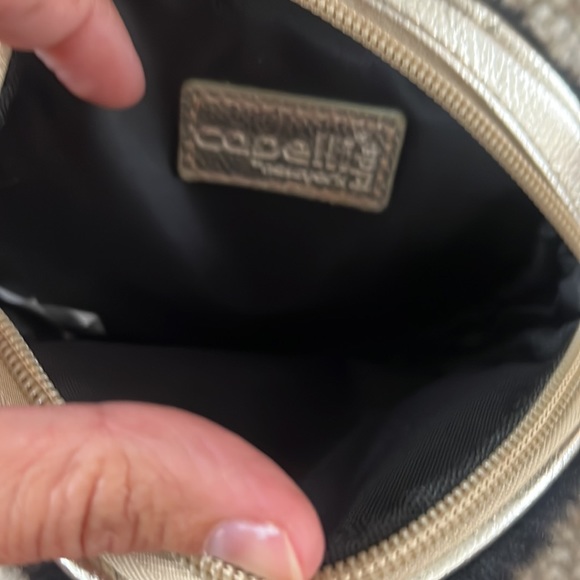 Capelli kids small bag. Black and gold. Perfect for the holidays. - Picture 3 of 3
